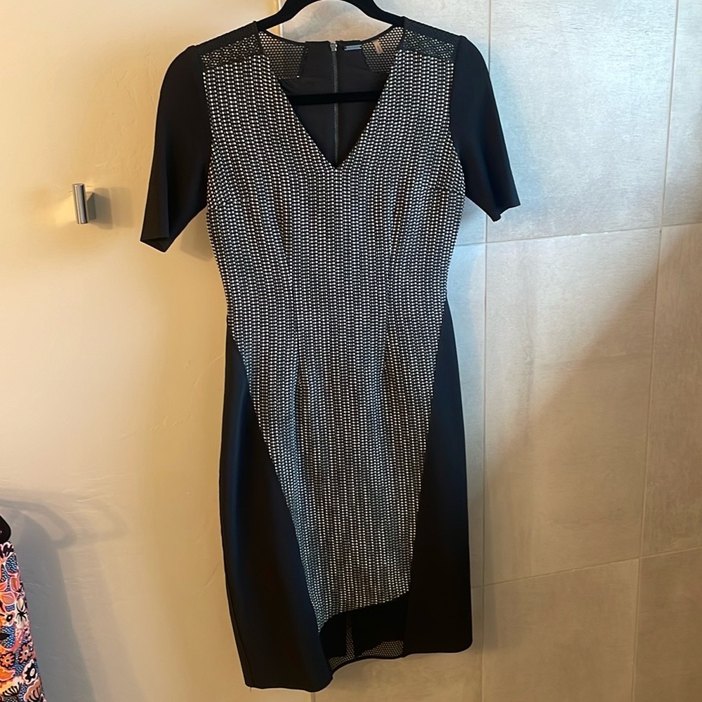 Elie Tahari Black Mesh Stretch Zipper Back Bodycon Dress Size 2